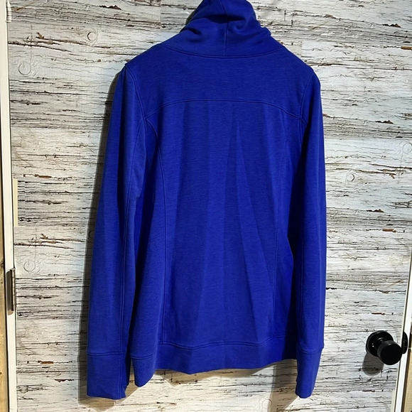 Under Amour blue pull  over hoodie size medium - Picture 7 of 9